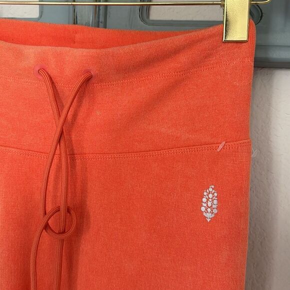 NWOT Free People High Rise Leggings Orange Peach Drawstring M/L Gym Activewear - Picture 4 of 15